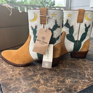Ranch Road Archer Prickly Short Cowboy Boots Cactus Suede Leather Cowgirl